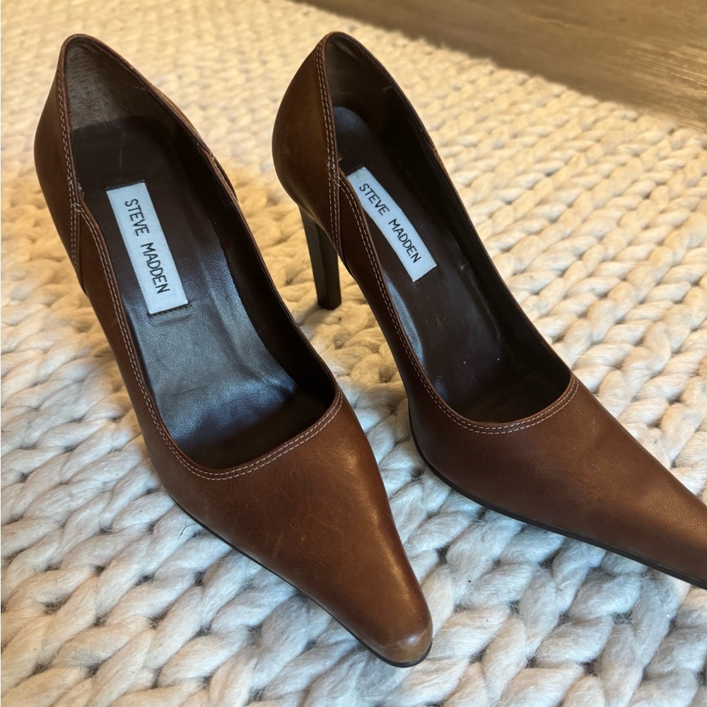 Steve Madden Brown Leather Pointed Toe Heels